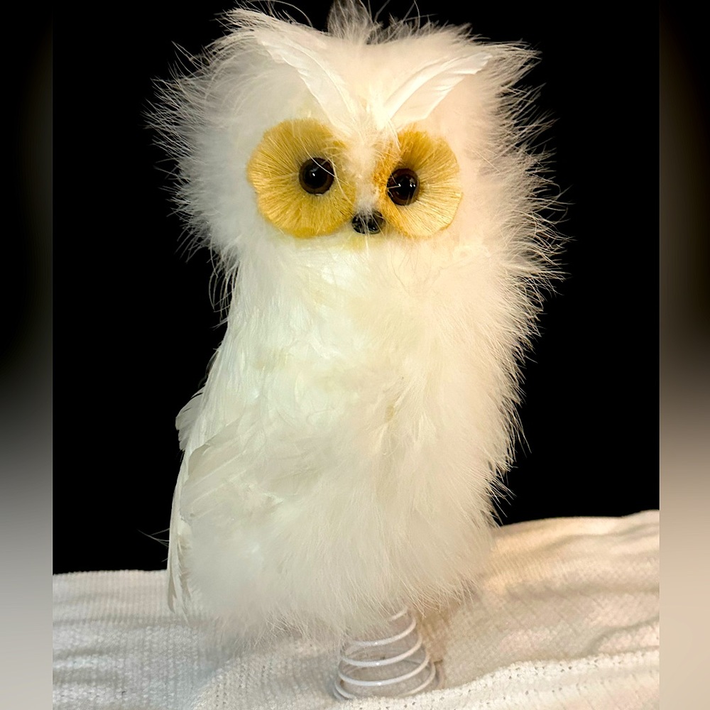 Christmas Owl Tree Topper - Beautiful and in Excellent Condition